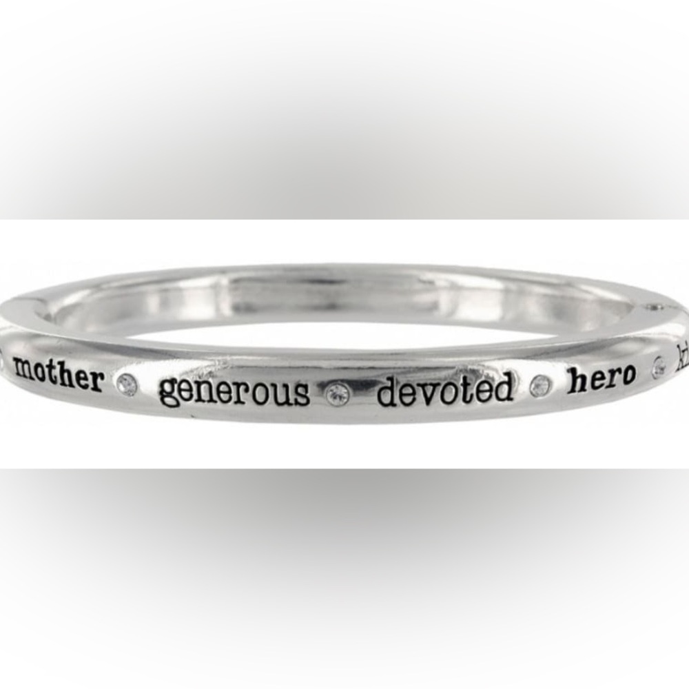 Love Mom Bangle